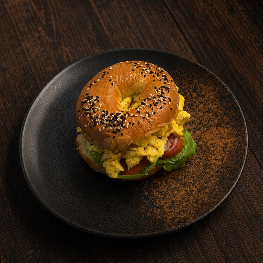 Sandwich Bagel with Scrambled egg